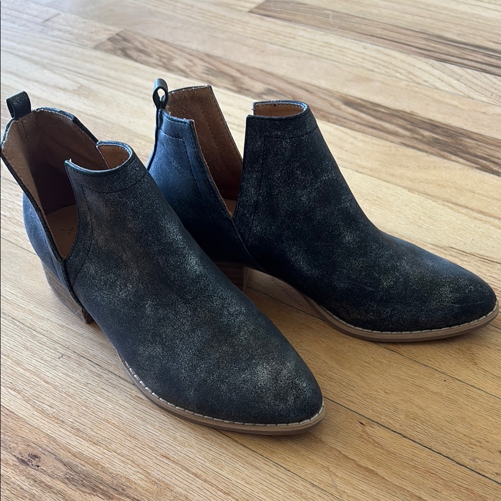 Stylish Black Ankle Boots